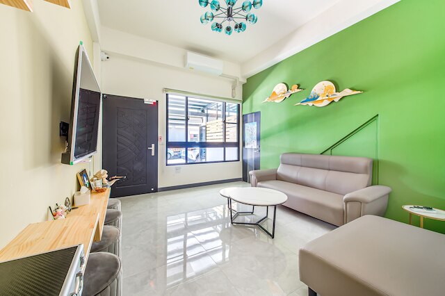 Green house sleep to B&B