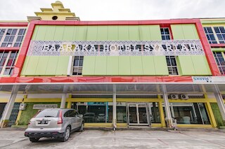 OYO 90857 バーラカシャリアホテル