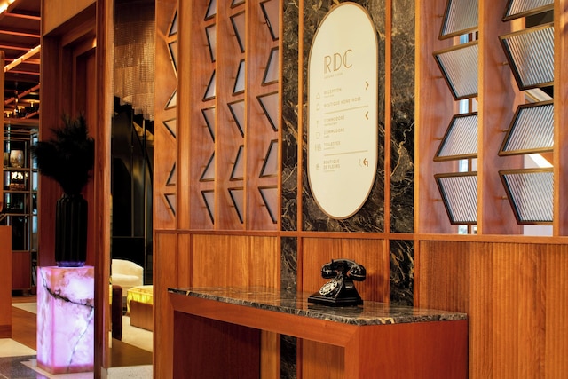 ザ ハニーローズ  ホテル モントリオール トリビュート ポートフォリオ ホテル