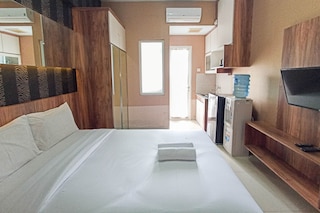 クラシック スタジオ アット スチューデント キャッスル ジョグジャカルタ  アパートメント