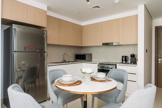 ニュー ! ラグジュリアス ステイ ドバイ クリーク バルコニー & ビュー