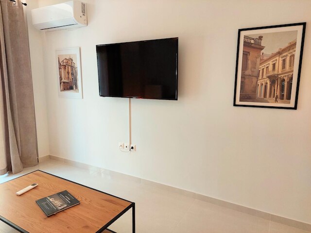 ワンダフル アパートメント イン アクロポリス