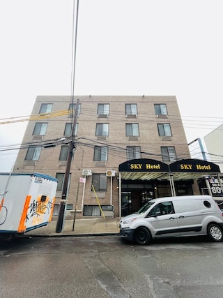 スカイ ホテル フラッシング/ラガーディア エアポート