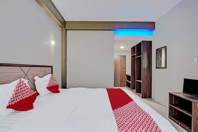 ホテル O ペンギナパン トイバ シャリア ニア ポンドック ペサントレン ウマル ビン カタブ km 9 ガルダ サクティ