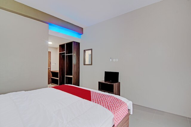 ホテル O ペンギナパン トイバ シャリア ニア ポンドック ペサントレン ウマル ビン カタブ km 9 ガルダ サクティ