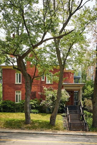 マノワール・ド・ラ・トゥール