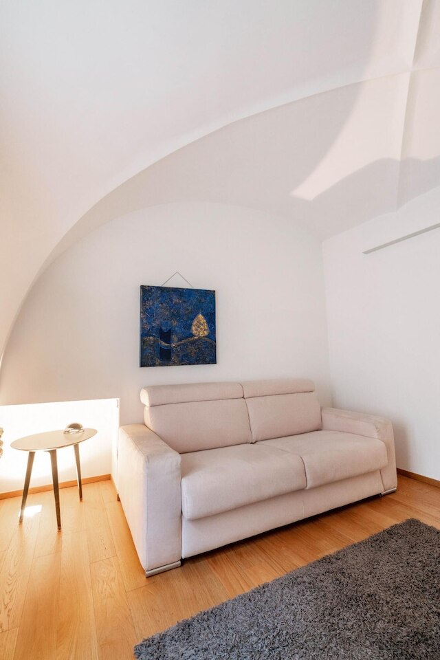 サント ステファノ 13 - クアドリロカーレ エレガンテ