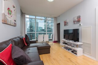 アイスボートテラス-ダウンタウン-エンタテイメントディストリクト