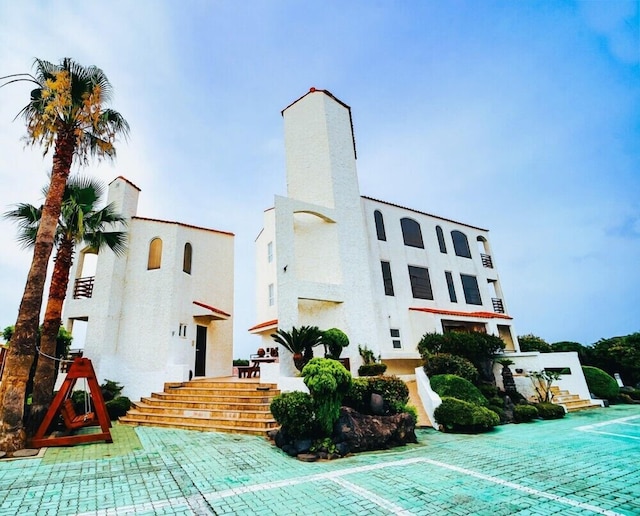 Sarang Tulle Pension