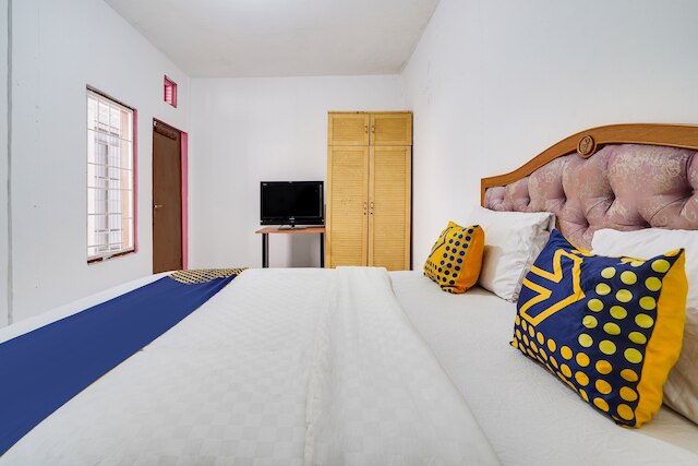 OYO 91546 デワィ スディルマン ホームステイ