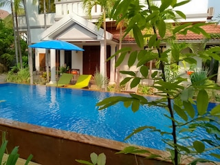 パスポートビラ