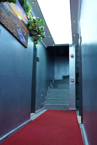 ミドルビレッジ