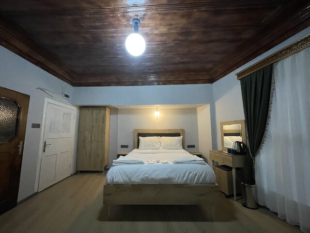 ゴールデン・メトロ・ブティック