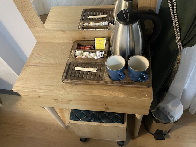 ゴールデン・メトロ・ブティック