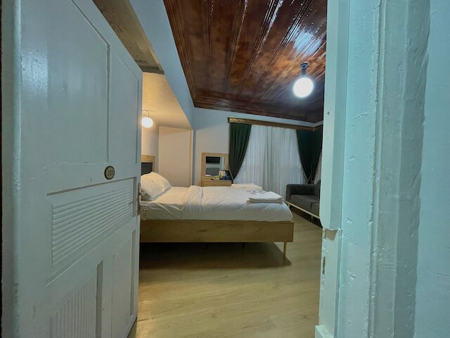 ゴールデン・メトロ・ブティック