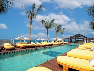 セカナ ビーチタウン リゾート & レジデンス