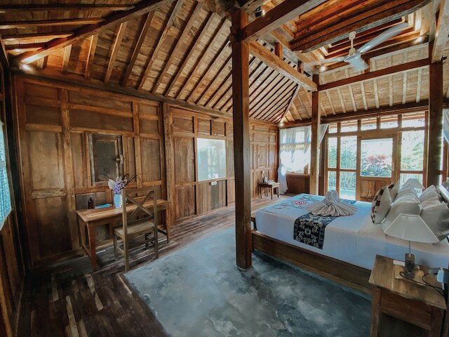 サリーニ・ヴィラズ