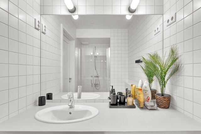 チューブホルメン II アズホーム