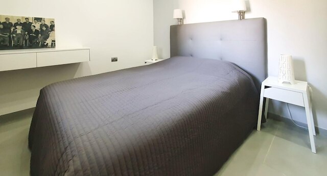 ルピン ルビー イン テル アビブ ヤフォ