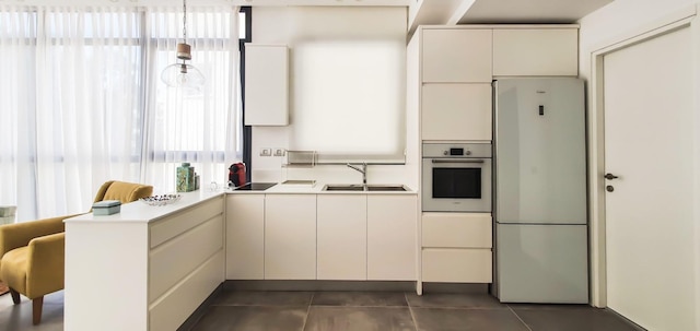 ルピン ルビー イン テル アビブ ヤフォ