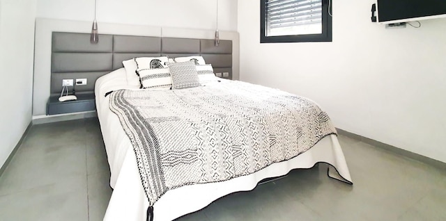 ルピン ルビー イン テル アビブ ヤフォ