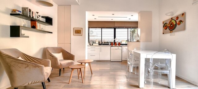 ルピン ナイクレ イン テル アビブ ヤフォ