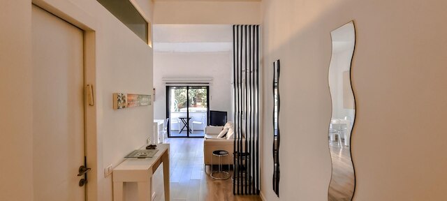 ルピン ナイクレ イン テル アビブ ヤフォ