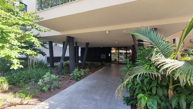 シャローム アレヘム ジョイエ イン テル アビブ ヤフォ