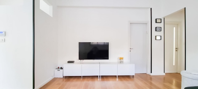 ヨナ ラヴァンデ イン テル アビブ ヤフォ