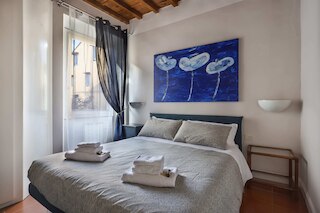 フローレンス イン ザ ウィンドウ