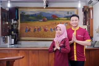 ホテル オリンピック スマラン バイ サジワ