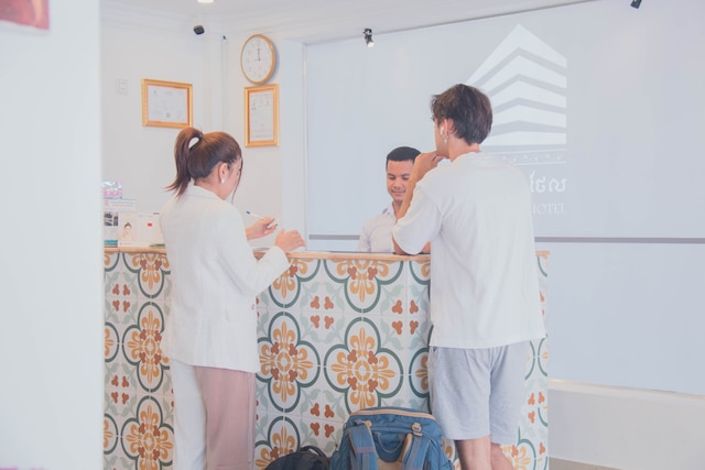 ホワイト コーナー ホテル