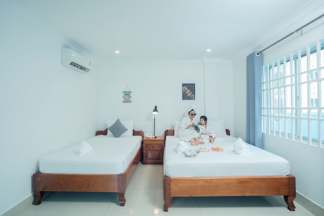 ホワイト コーナー ホテル