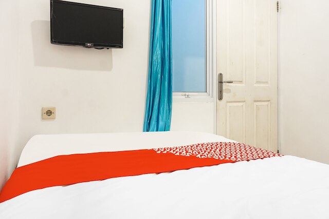 スーパー  OYO  91074 スタリエズ スネン シャリア