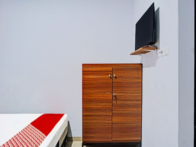 OYO 91219 アディクサ ホームステイ マカッサル