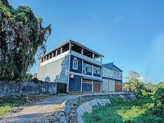 OYO 91219 アディクサ ホームステイ マカッサル