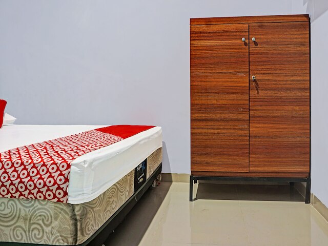 OYO 91219 アディクサ ホームステイ マカッサル