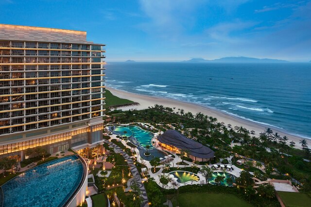 ニュー ワールド ホイアナ ビーチ  リゾート