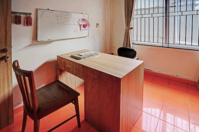 OYO ライフ 91989 K24 レジデンス シャリア