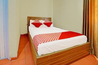 OYO ライフ 91989 K24 レジデンス シャリア