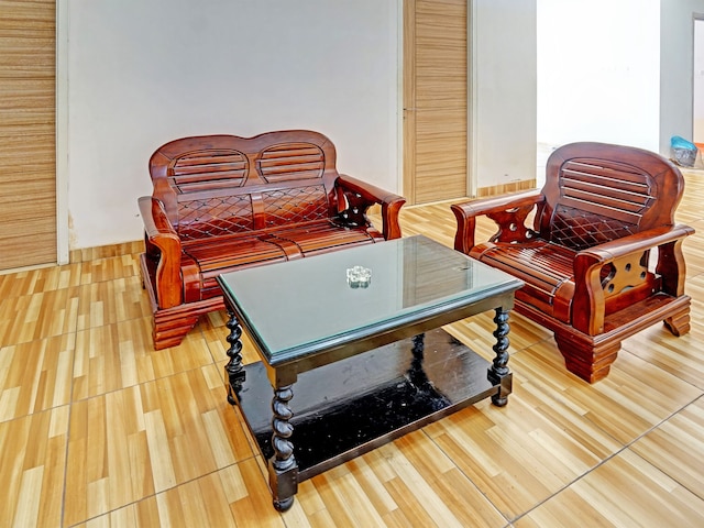 OYO ライフ 91989 K24 レジデンス シャリア