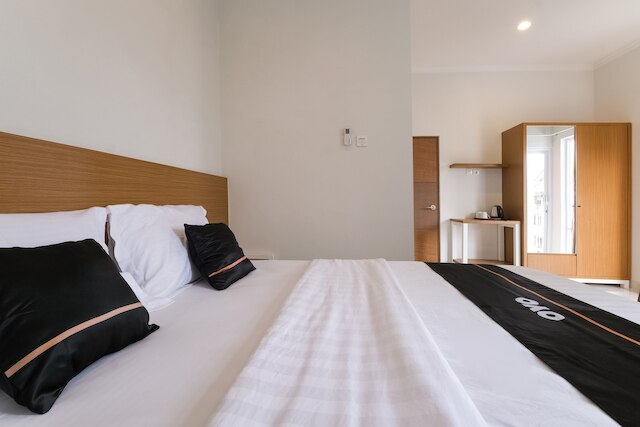 スーパー  OYO  コレクション O 90023 ダマール クスモ ゲスト ハウス