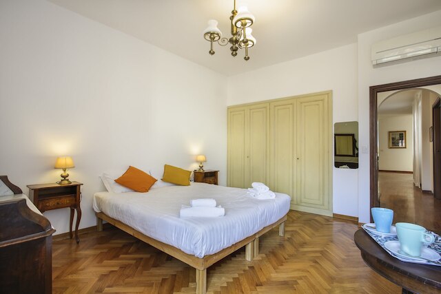 フローレンス アパートメント