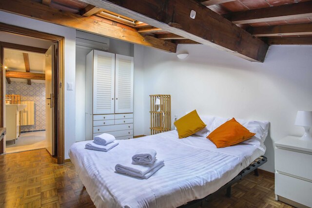 フローレンス アパートメント