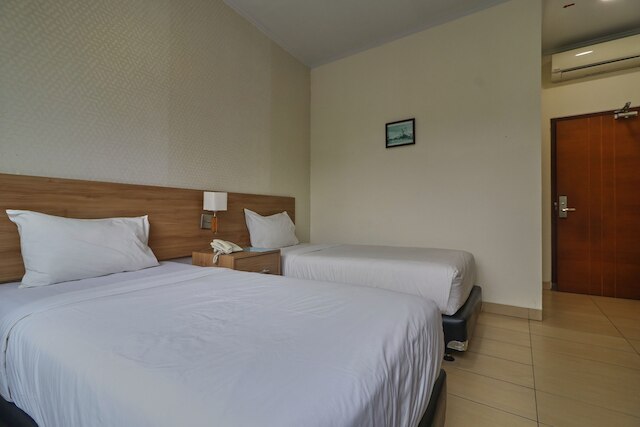 アラニス  ホテル