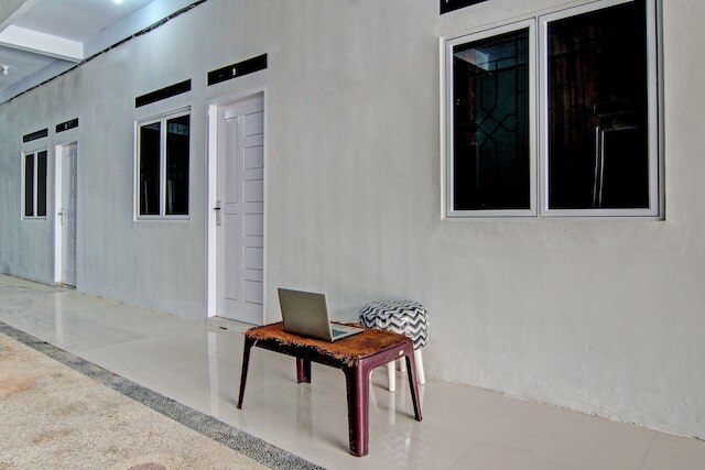 ホテル O ルマ シンガ キナヤ シャリア