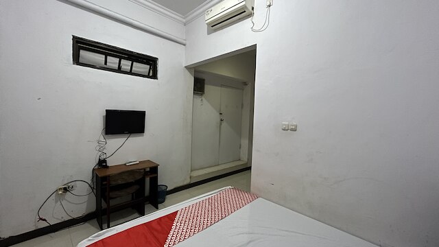 ホテル O コスト ビル