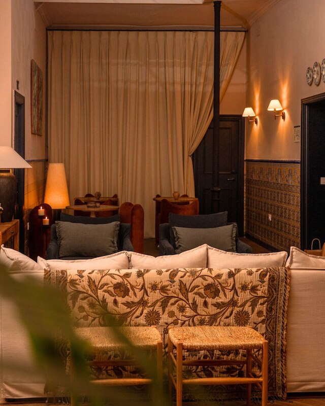 ジ・オネストホテル