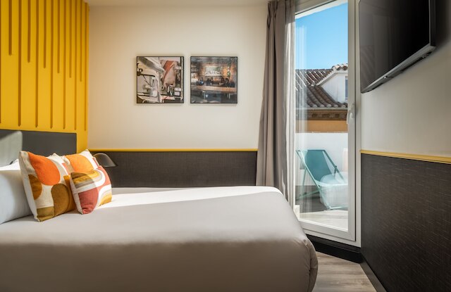 BYPILLOW・クロスタウン