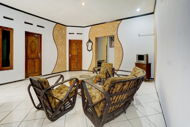 OYOライフ3956ホテルパレム2シャリア